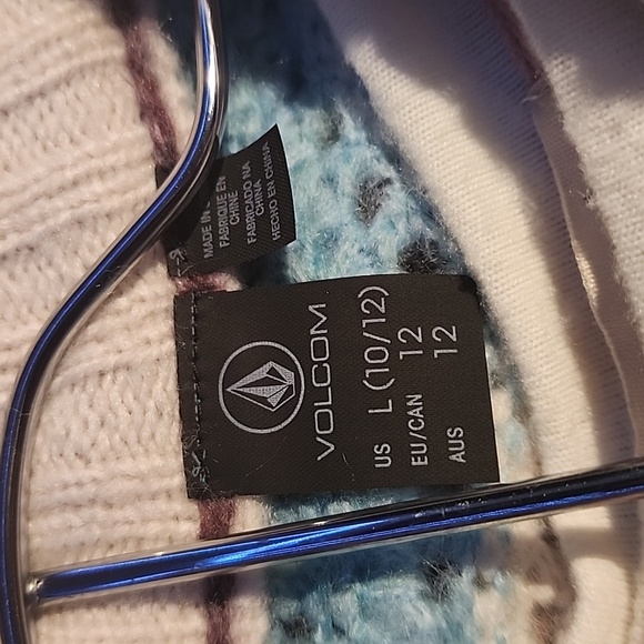 Volcom Girls hand knit pullover sweater - Picture 5 of 7